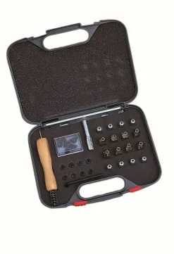 Stud Kit